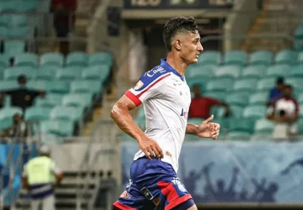 Henrique, novo zagueiro do Altos