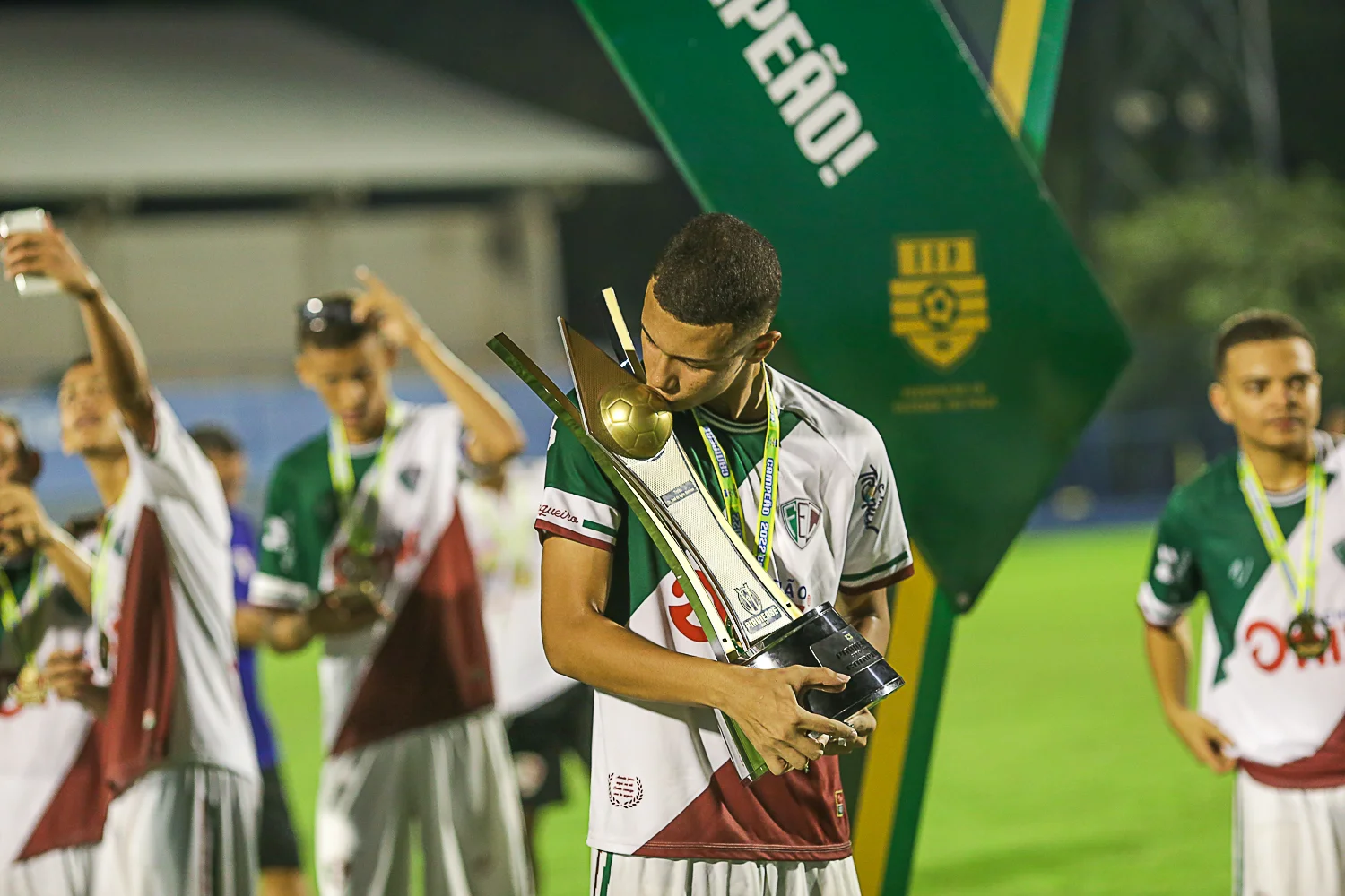 BERGSON FERNANDES GRANDE CAMPEÃO DA 20º ETAPA CIRCUITO DE XADREZ 2022 –  ETAPA BLITZ OCORREU em19-11-2022 – 16 horas – Clube de Xadrez