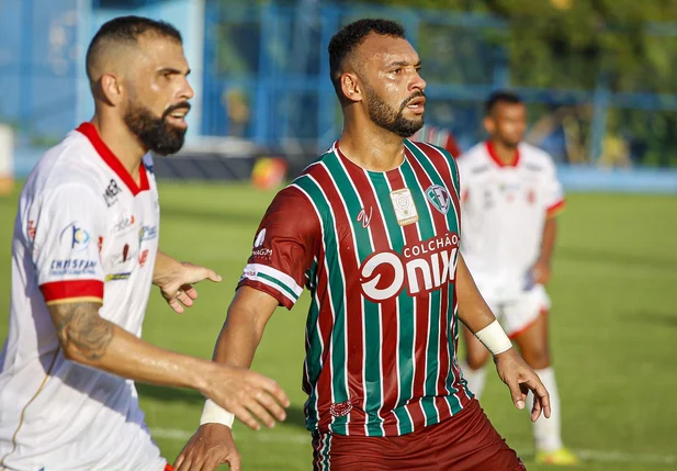 Jogadores do 4 de julho e Fluminense do Piauí