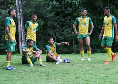 Jogadores do Altos