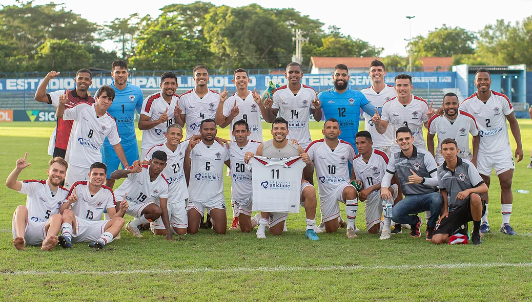 Jogadores do Atlético-CE depois da vítoria