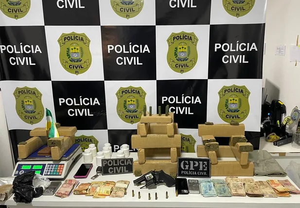 Material apreendido em diligências