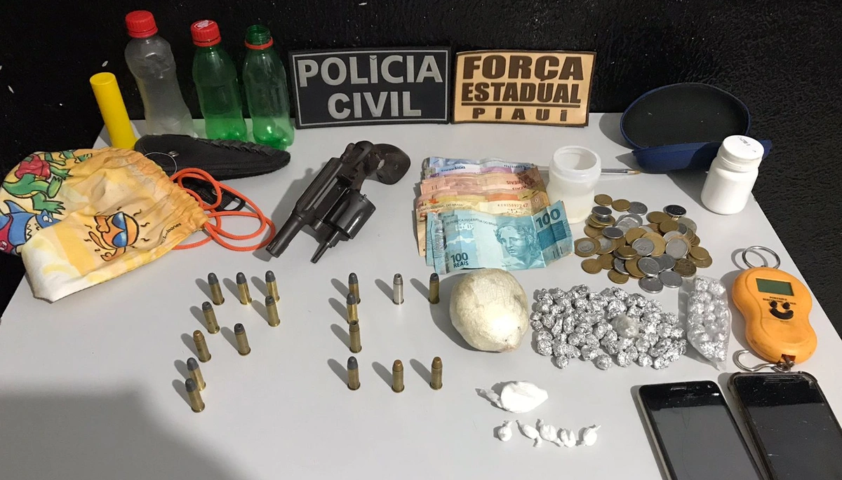 Material apreendido pela polícia