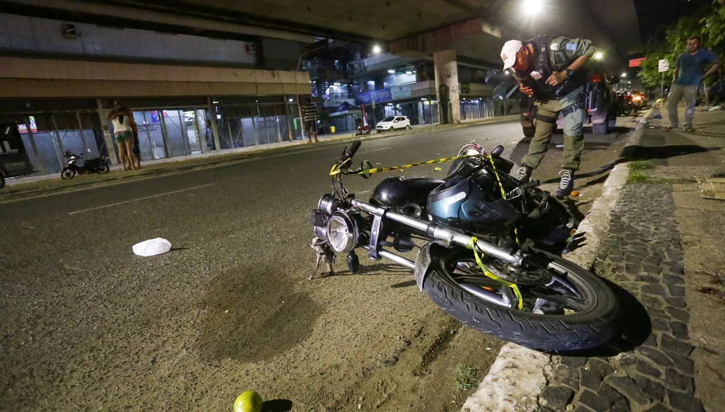 Motociclista que atropelo comerciante está em estado grave