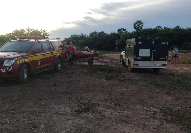 O corpo foi encontrado na lagoa no povoado Santana da Gameleira