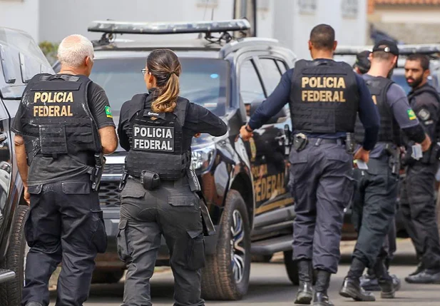 PF cumpre reintegração de posse de apartamentos na zona norte de Teresina