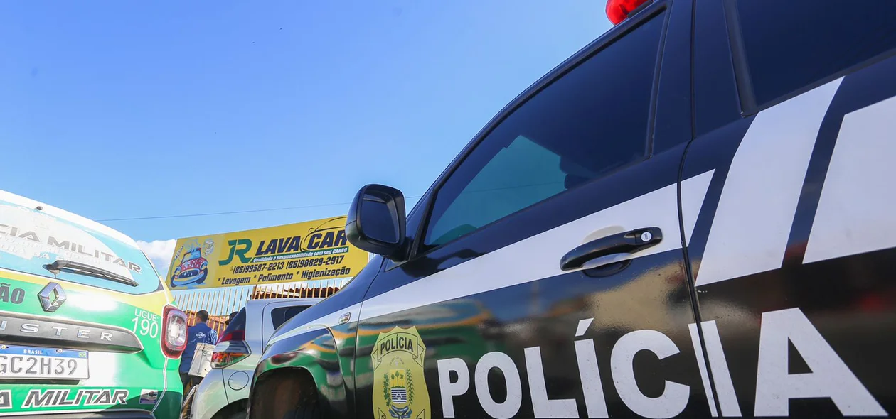 Polícia Civil também foi no local do crime