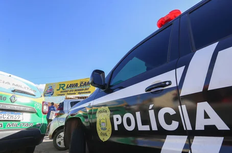 Polícia Civil também foi no local do crime