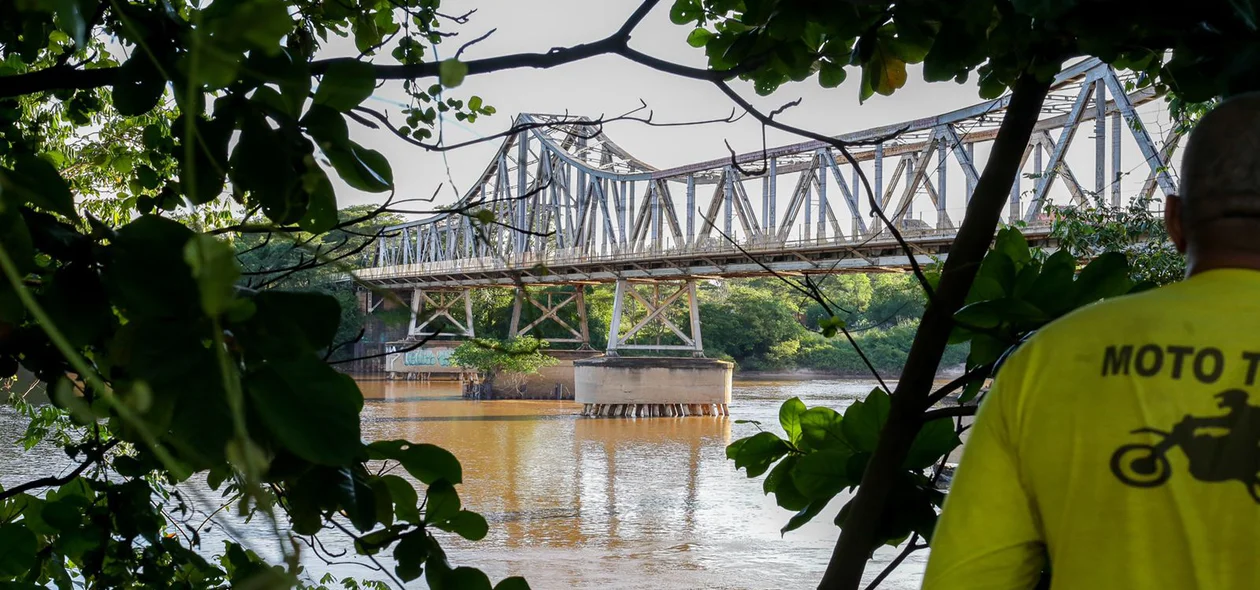 Ponte Metálica