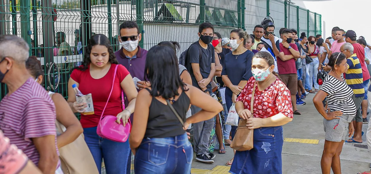Prazo para tirar o título de eleitor encerra nesta quarta