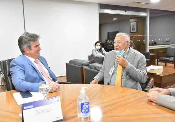 Prefeito Dr. Pessoa se reúne com Ciro Nogueira em Brasília