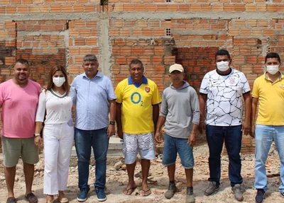 Prefeito Zé Henrique visita obra