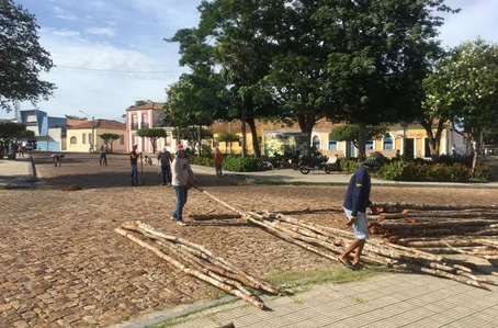 Prefeitura de Campo Maior realiza a montagem das barracas