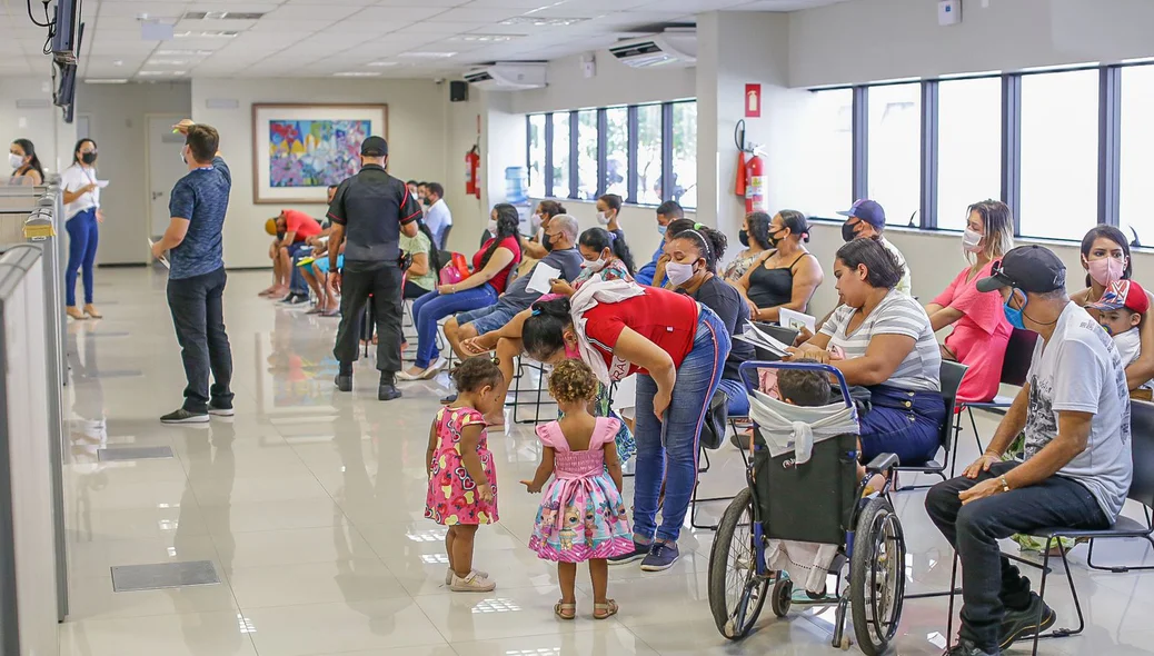 Procura por serviços no Fórum Eleitoral é grande