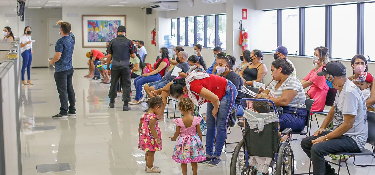 Procura por serviços no Fórum Eleitoral é grande