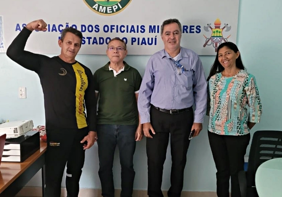 Professor Demóstenes Ribeiro, Coronel Washington Carvalho, Dr. Jean Carlos e Shirley