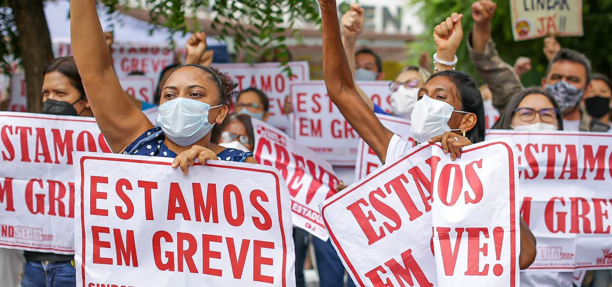 Professores durante o protesto