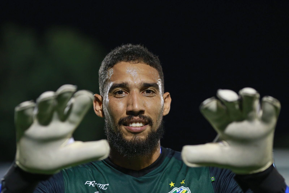 Rafael Mariano, goleiro do Altos