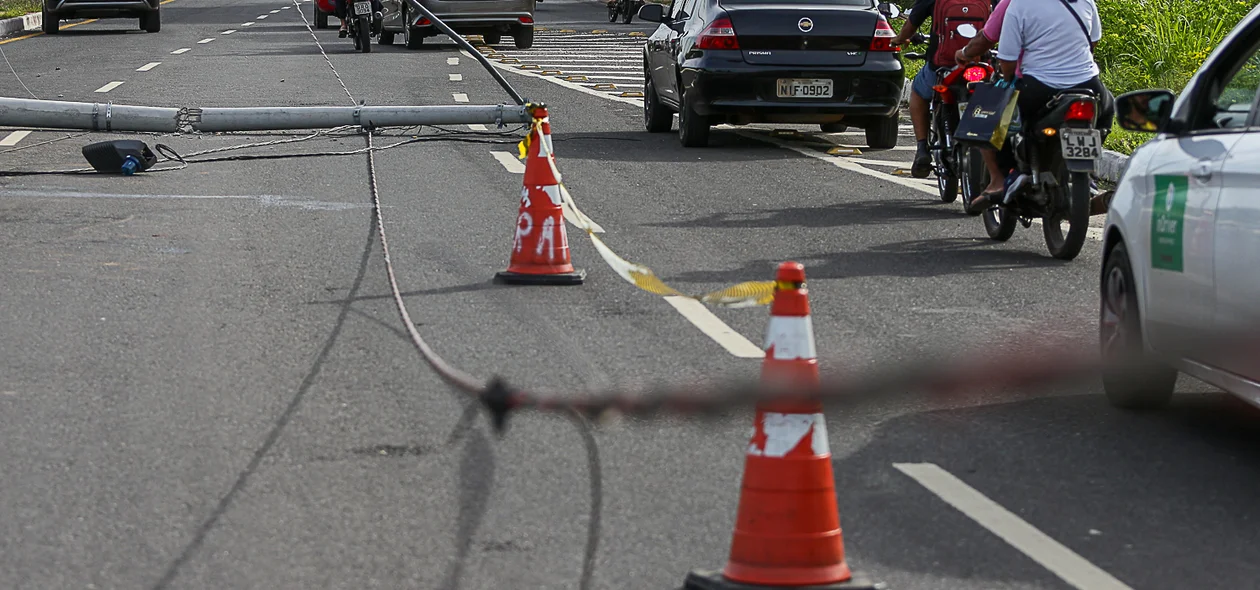 Rede eletrica foi rompida