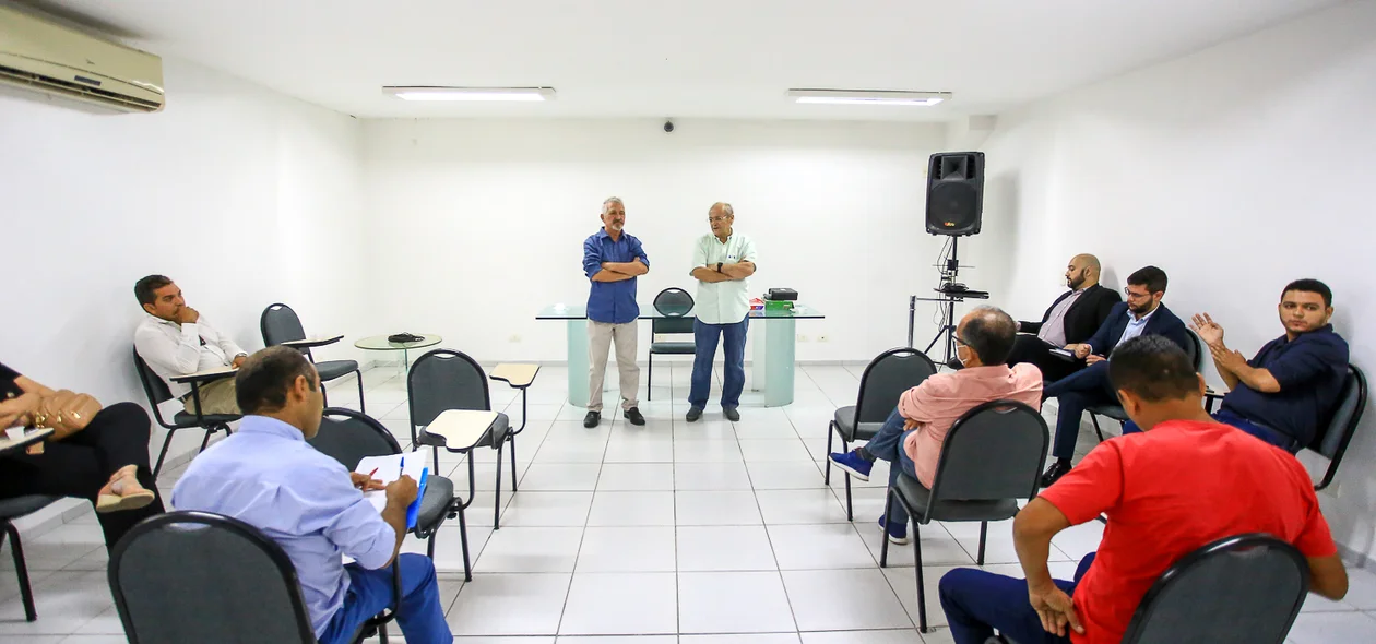 Renião com lideranças