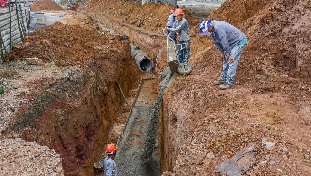 Retorno das obras do viaduto do mercado do peixe