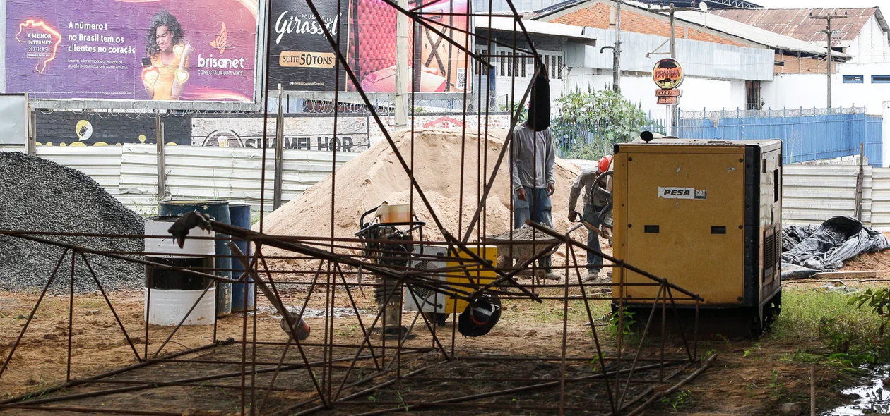 Retorno das obras do viaduto