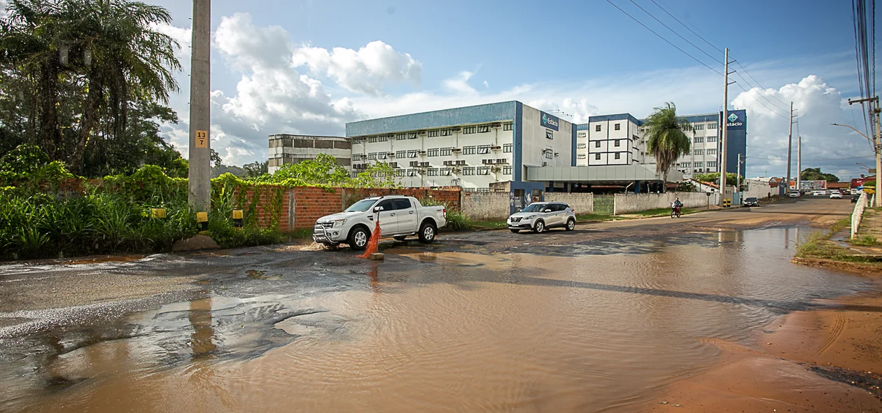 Rua fica localizada próxima ao Éstacio CEUT