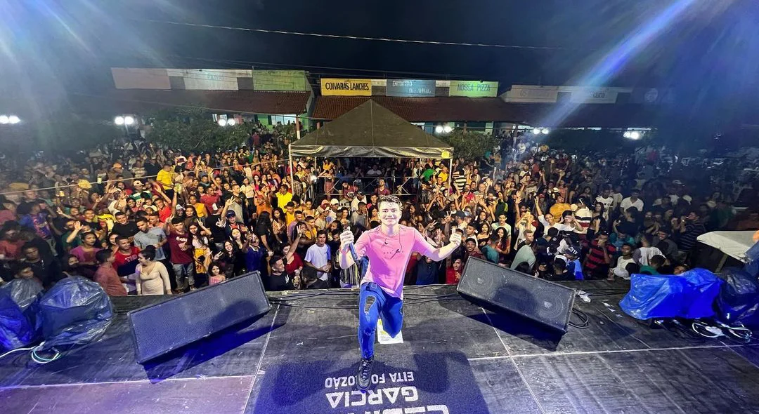 Show do cantor Cesinha Garcia