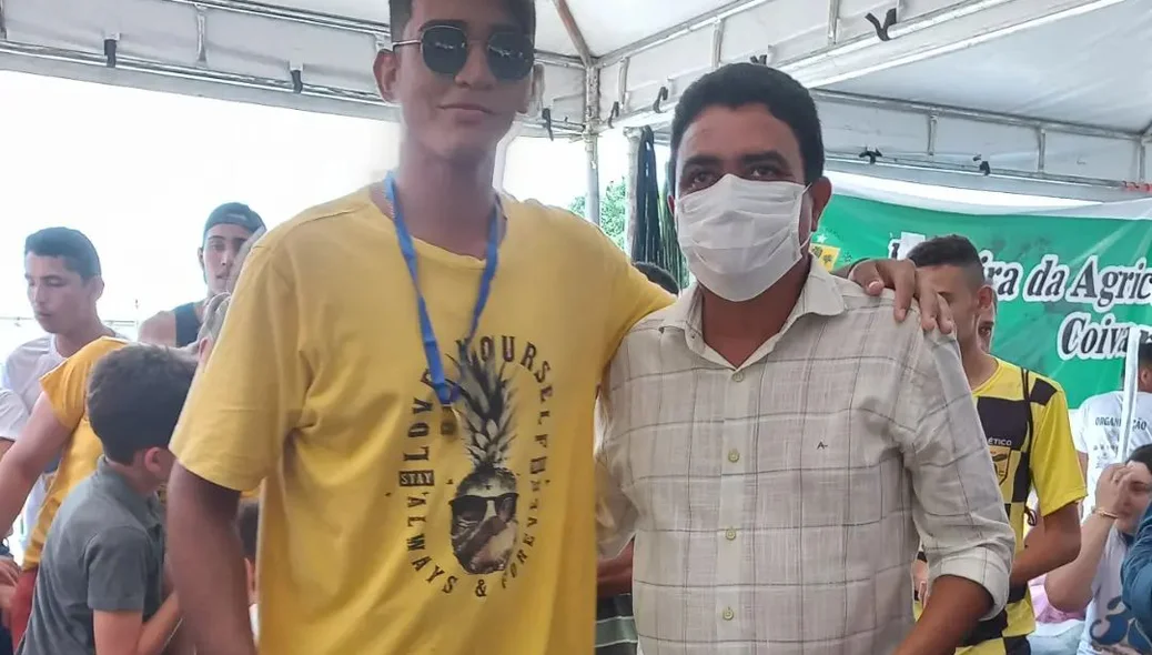 Solenidade em Coivaras