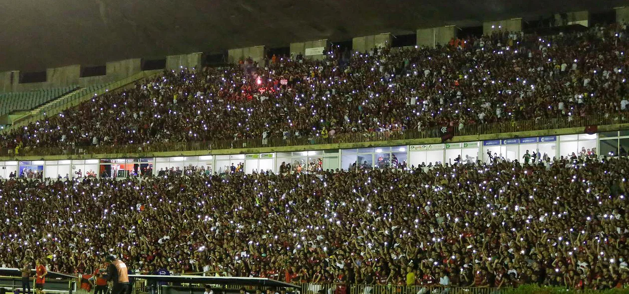 Torcida do Flamengo no Albertão