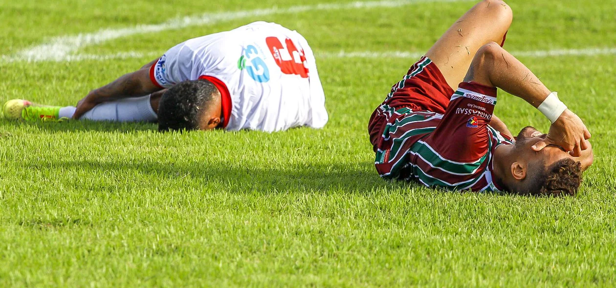 Trombada entre jogadores