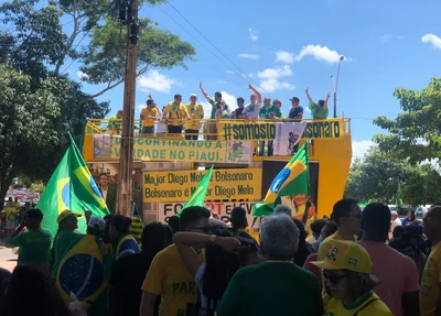 Várias apoiadores estiveram na manifestação