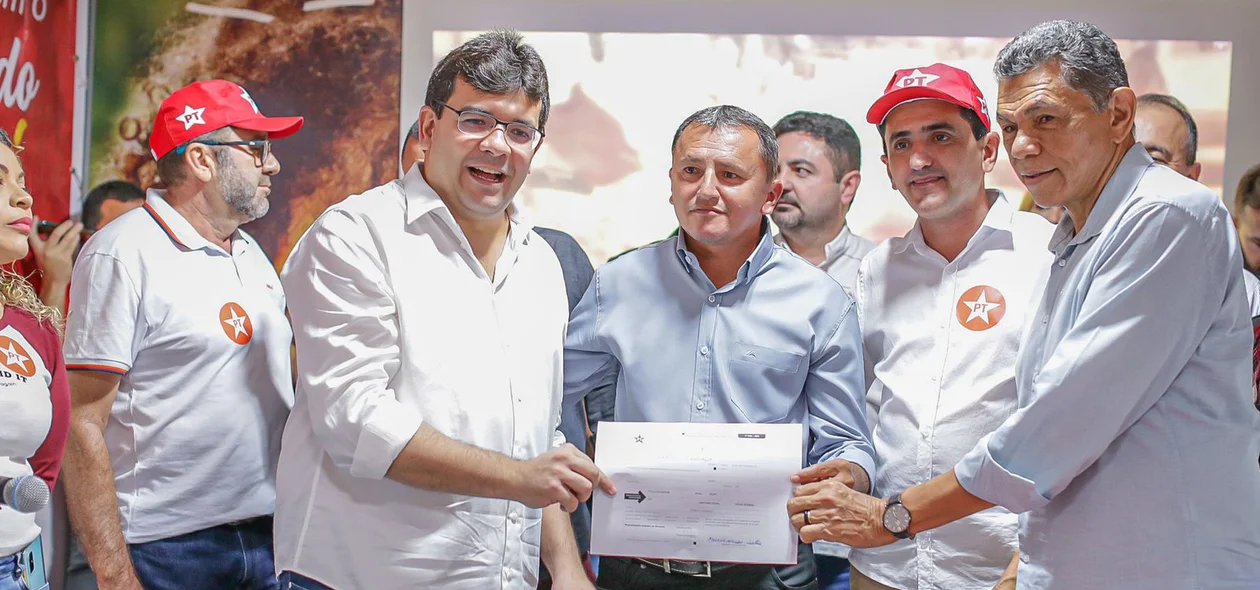 Vice-prefeito de Floresta do Piauí Inácio Araújo se filia ao PT