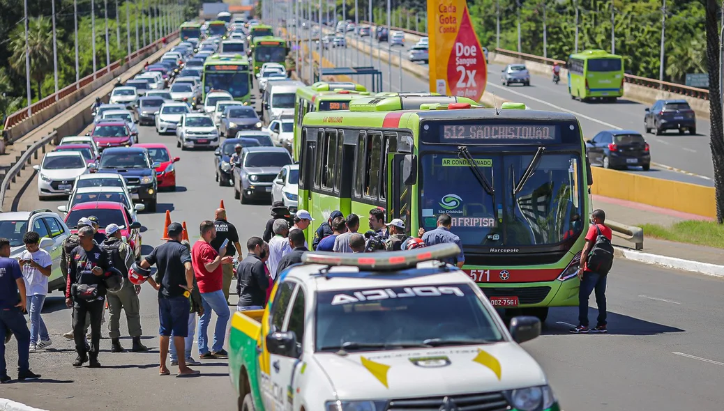 Acidente aconteceu na Avenida Frei Serafim