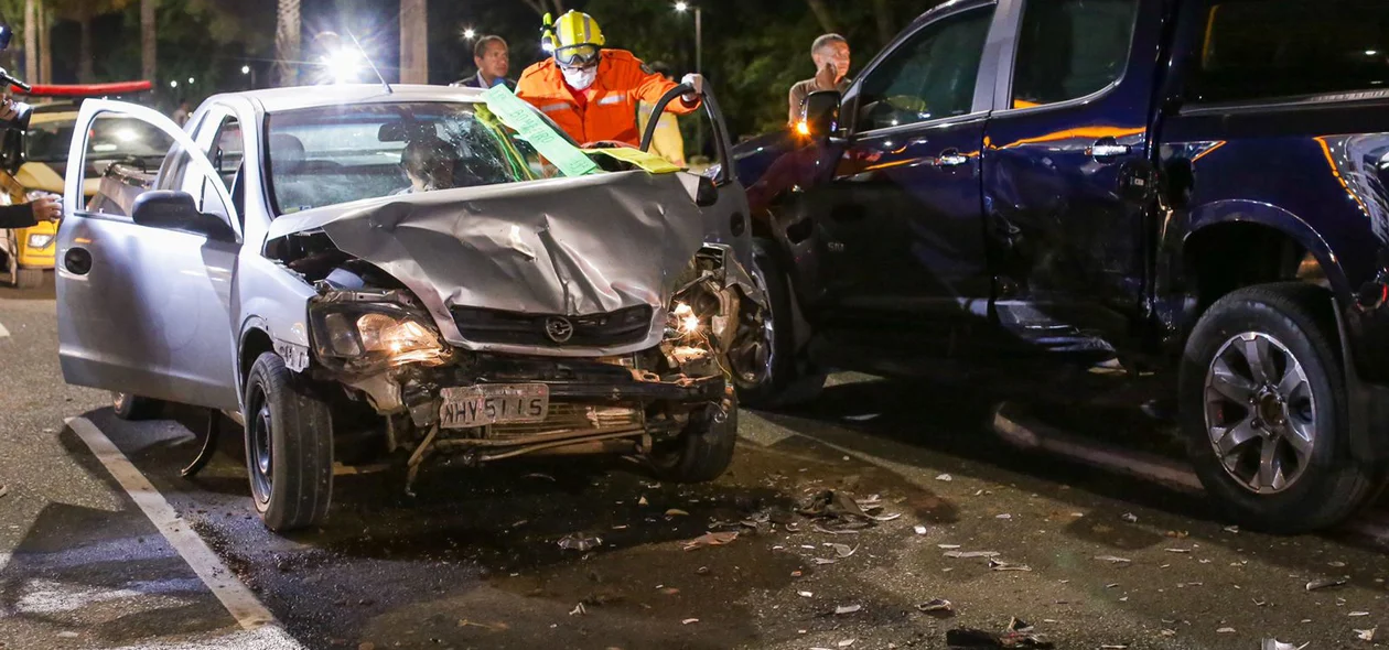 Acidente aconteceu na Avenida Marechal Castelo Branco