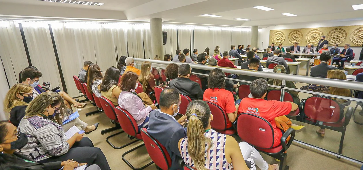 Audiência para tratar sobre a LDO na Alepi