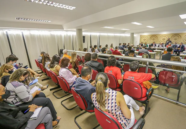 Audiência para tratar sobre a LDO na Alepi