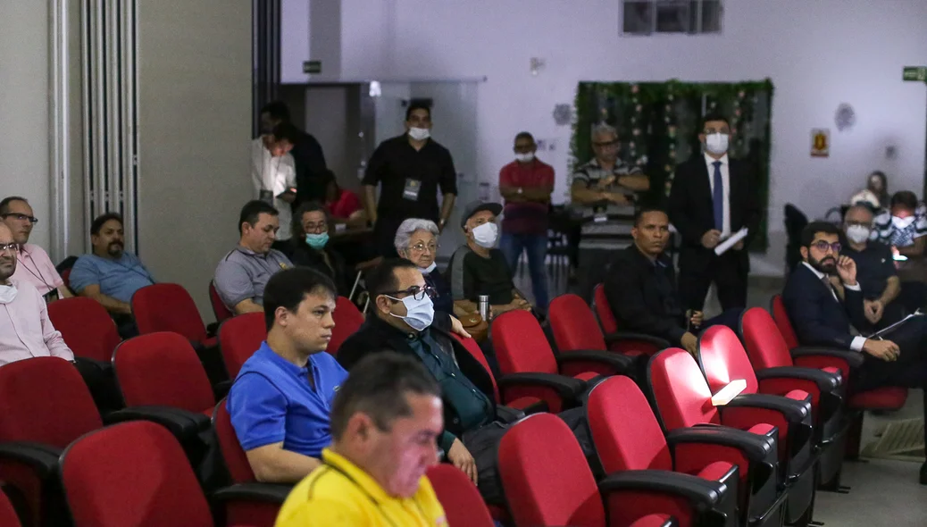 Autoridades  na reunião