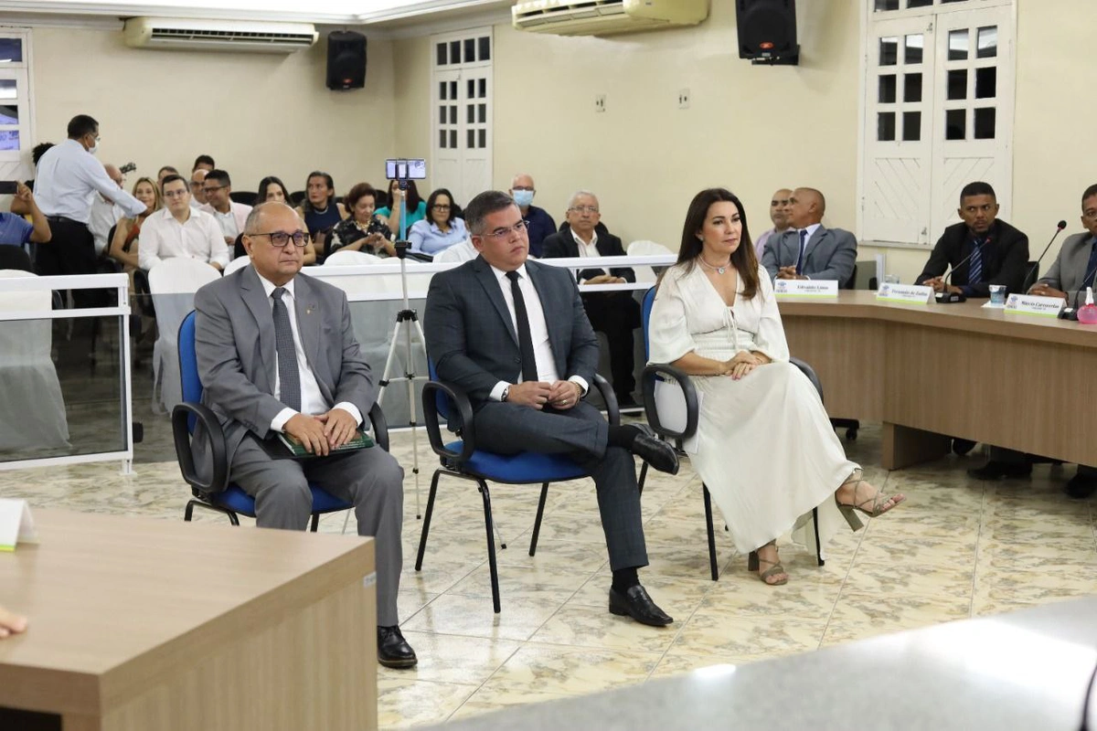 Câmara concede Cidadania Oeirense ao escritor Elmar Carvalho, advogado Igor Martins e à deputada Margarete Coelho