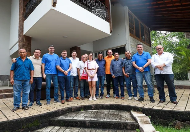 Ciro Nogueira e vereadores reunidos