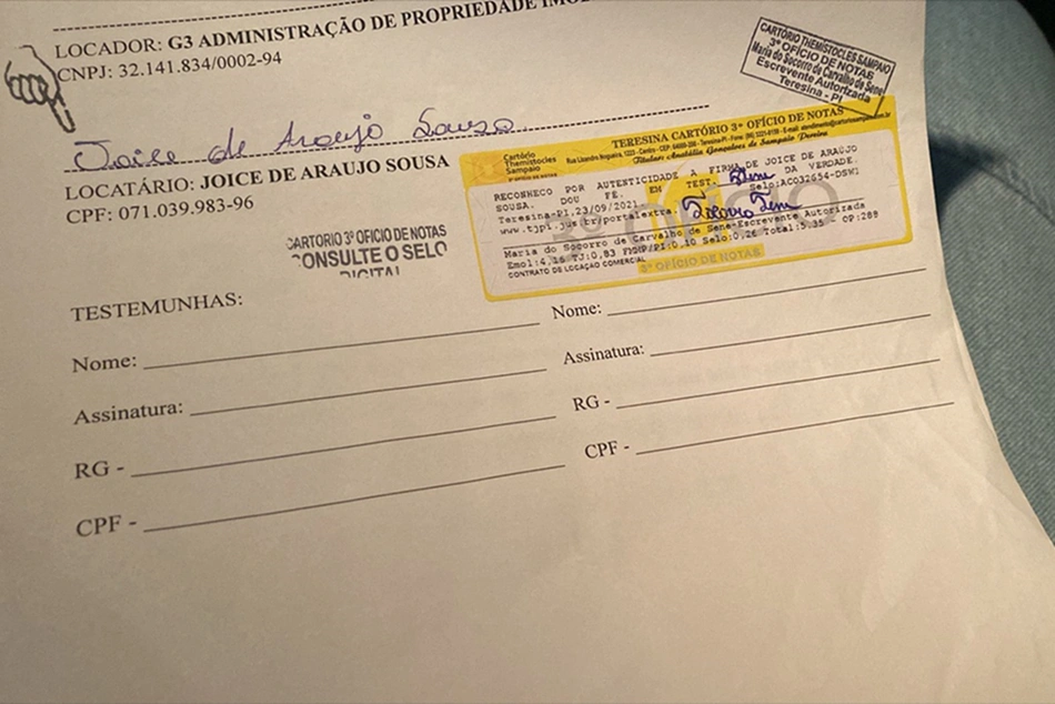 Contrato firmado entre a empresária e o shopping no dia 23 de setembro de 2021
