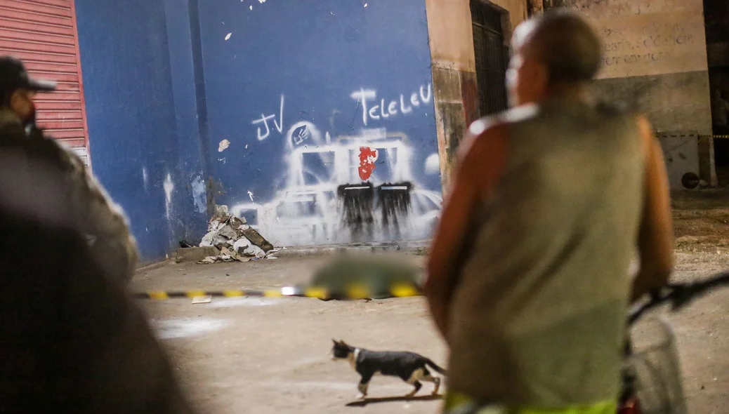 Crime aconteceu na frente de oficina