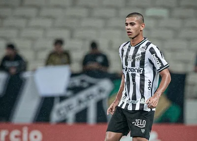 David na estreia no profissional do Ceará contra o Tombense