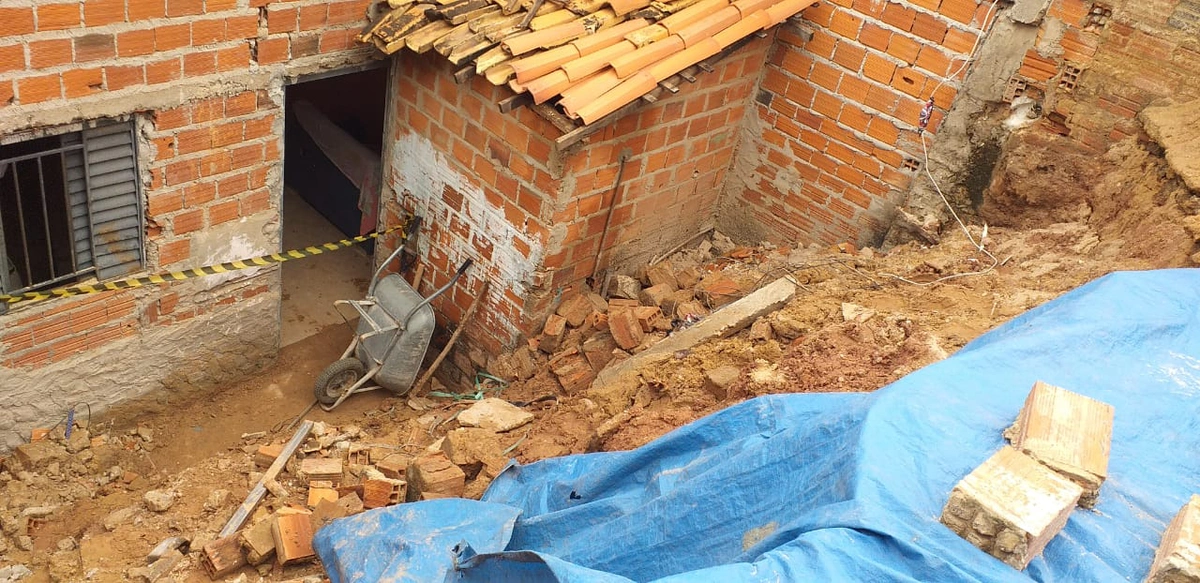 Defesa Civil interdita casas após fortes chuvas em Teresina