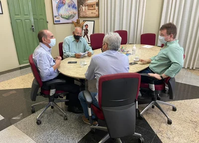 Dr. Pessoa recebe Marcelo Castro no Palácio da Cidade