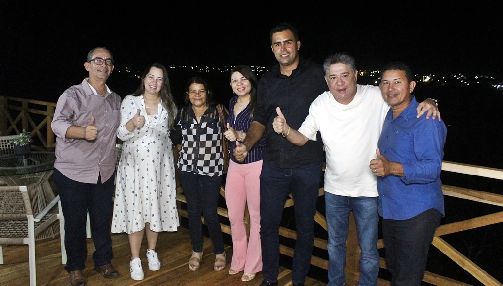Em Piracuruca com amigos de ários municípios