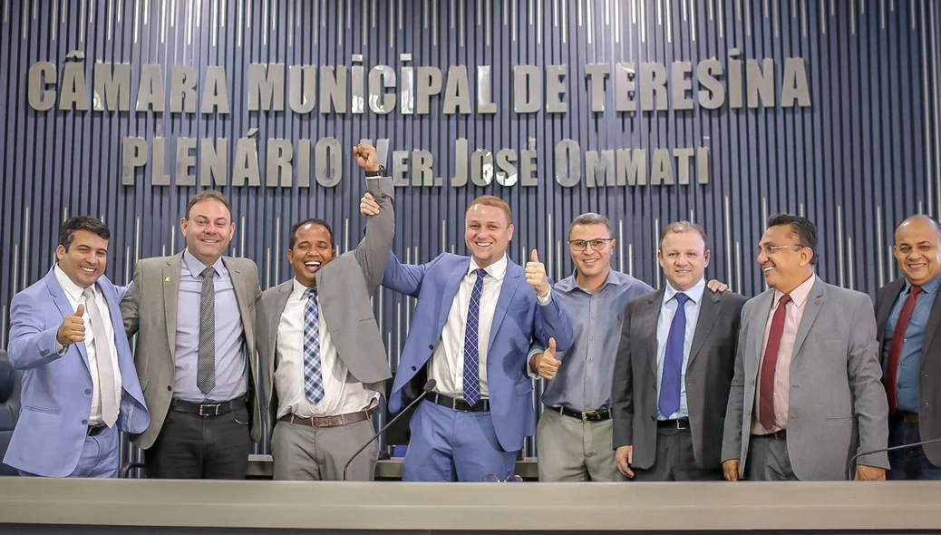 Enzo Samuel é eleito novo Presidente da câmara de Teresina