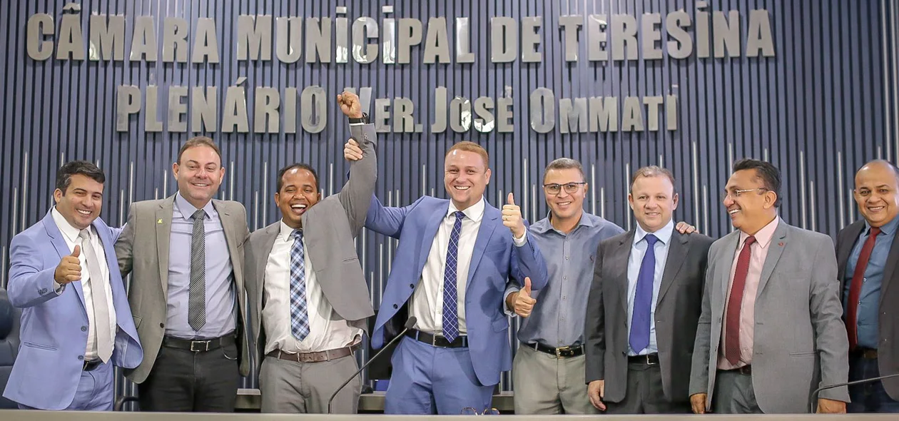 Enzo Samuel é eleito novo Presidente da câmara de Teresina