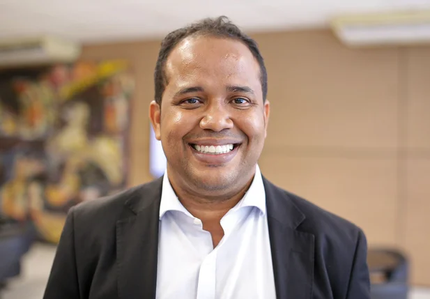 Enzo Samuel
