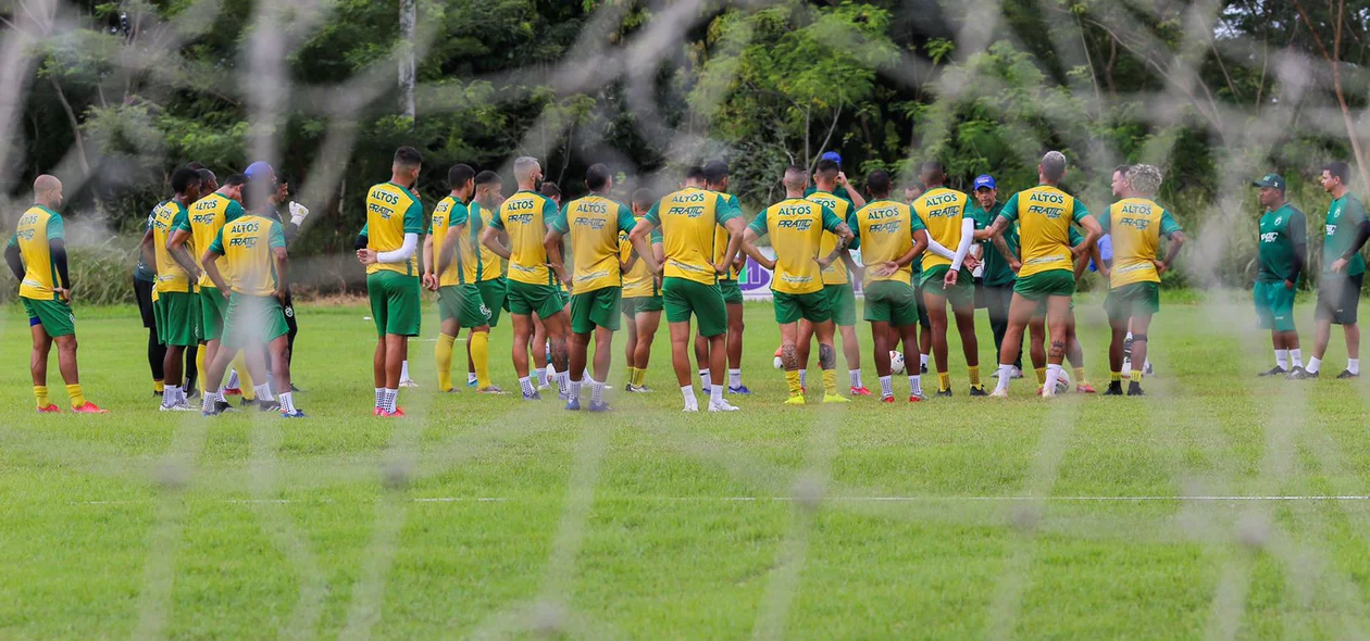 Equipe treinou no CFAP